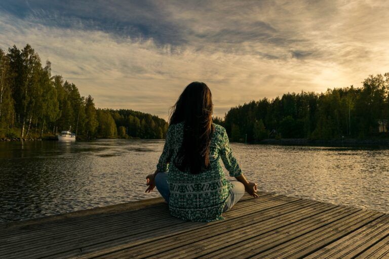 8 praktiniai sėkmingos meditacijos patarimai