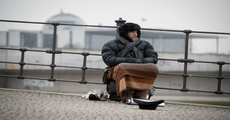 Benamis grąžino pamestą piniginę ir gavo neįtikėtiną dovaną