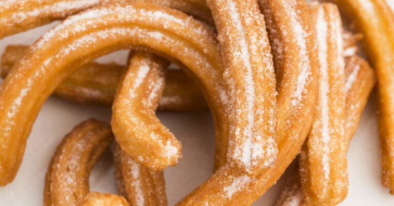 Tradicinis desertas iš Ispanijos- churros. Pajuskite kelionių dvasią...