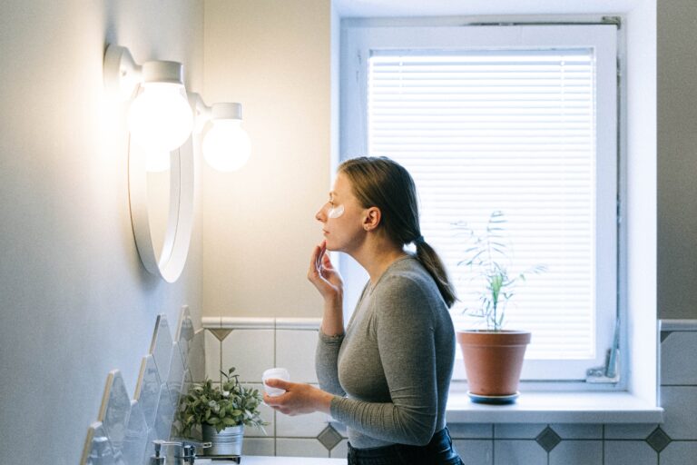 Top 10: geriausi drėkinamieji kremai veidui