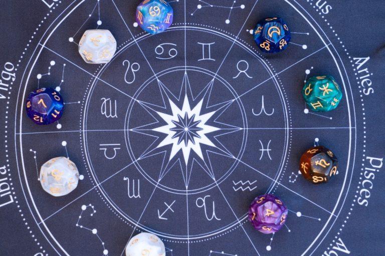 Talismanas pagal zodiako ženklą – atraskite savo asmeninį sėkmės amuletą