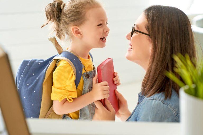 7 svarbūs sakiniai vaikų auklėjime: ką sakyti ir ko vengti bendraujant su vaiku